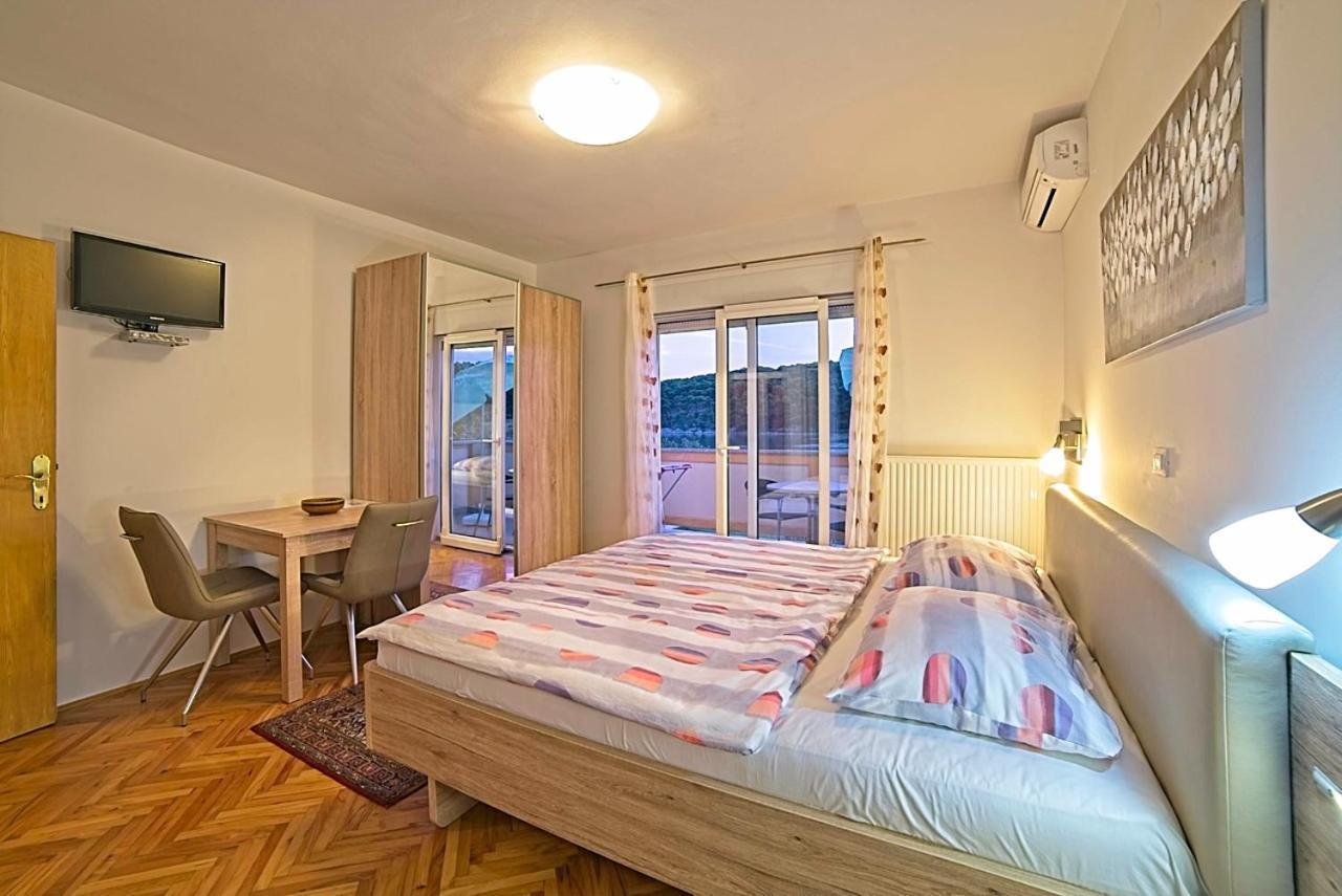 Studio Apartments Peric Rab Kampor 外观 照片