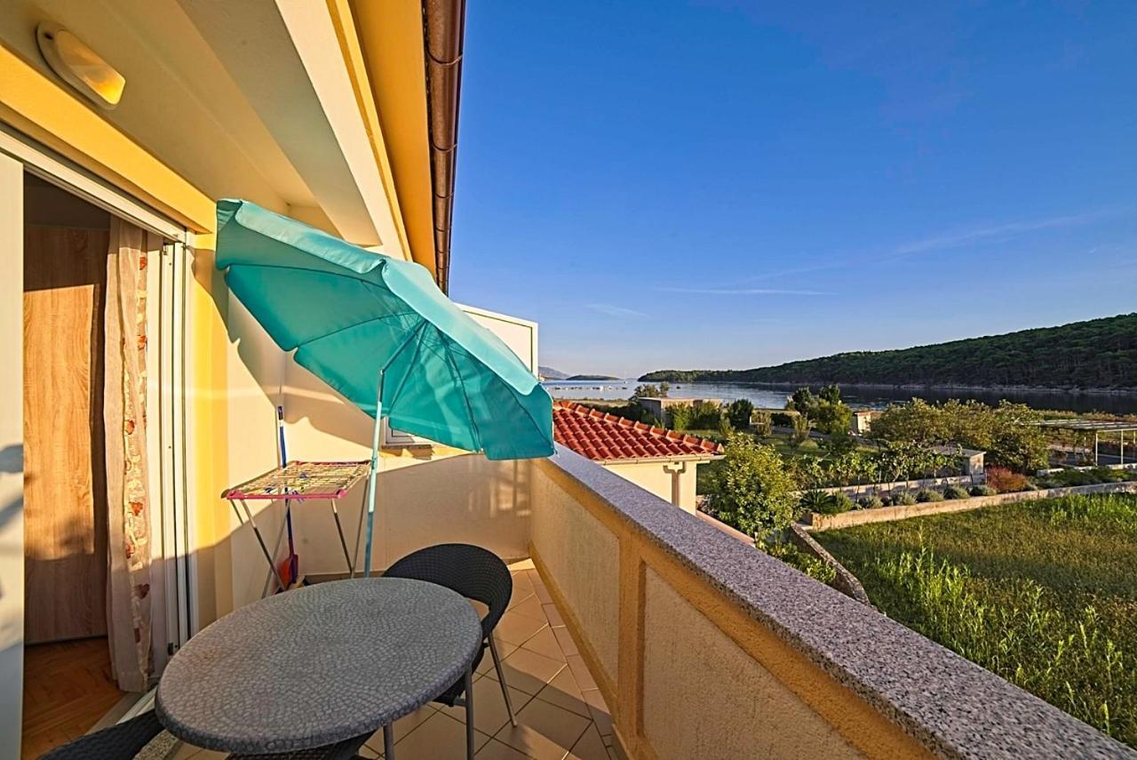 Studio Apartments Peric Rab Kampor 外观 照片