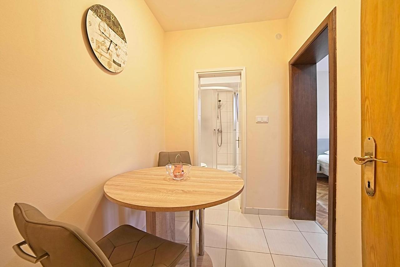 Studio Apartments Peric Rab Kampor 外观 照片