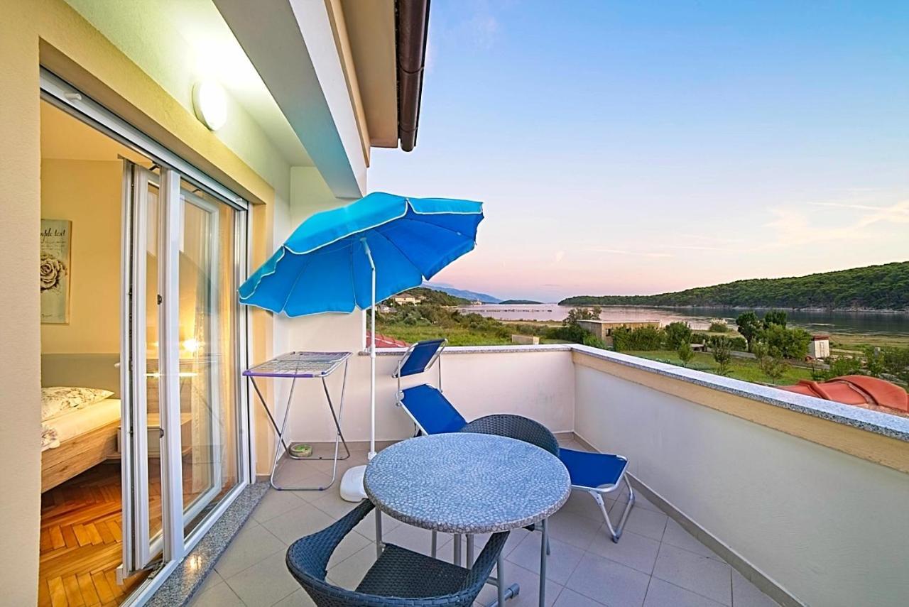 Studio Apartments Peric Rab Kampor 外观 照片